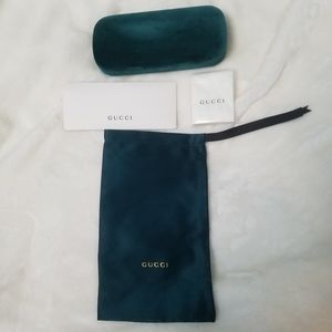 Gucci Green Suede Sunglass and Eyewear Case with Duster, Cloth and Card